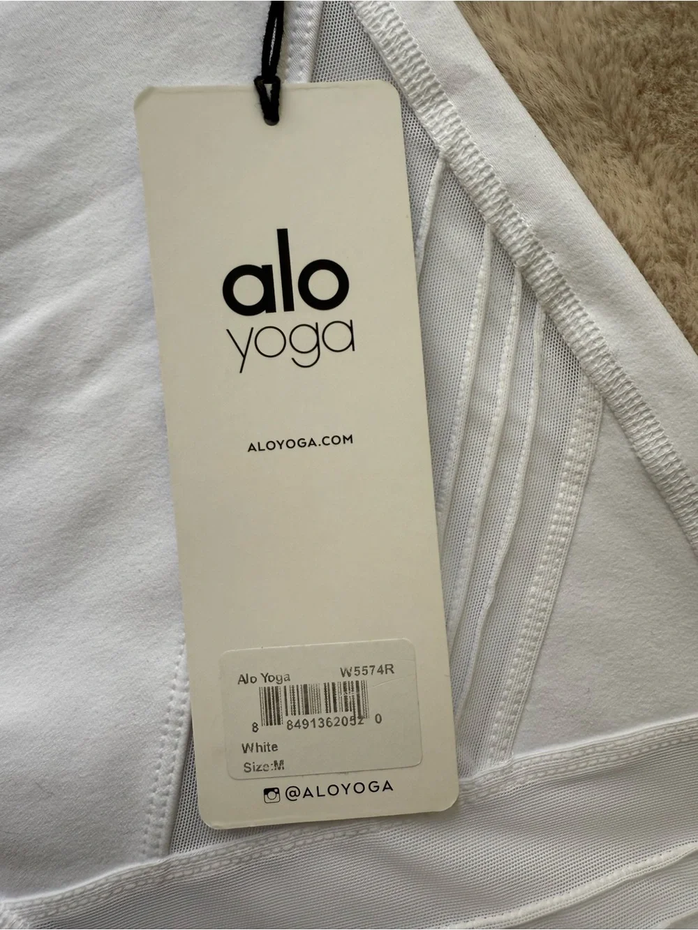 NWT ALO Ultimate High-Waist Legging White Size M